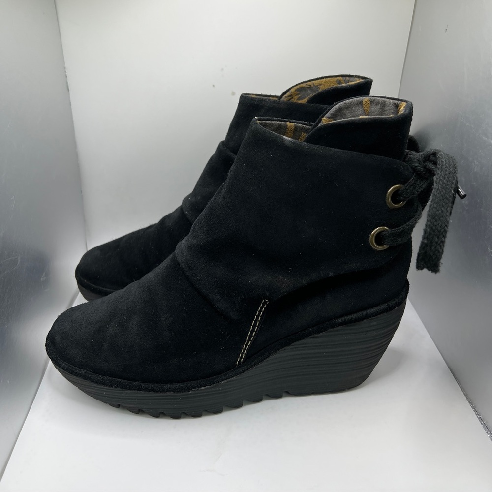 Women’s Fly London Wedge Ankle Boots Size 7 (37)